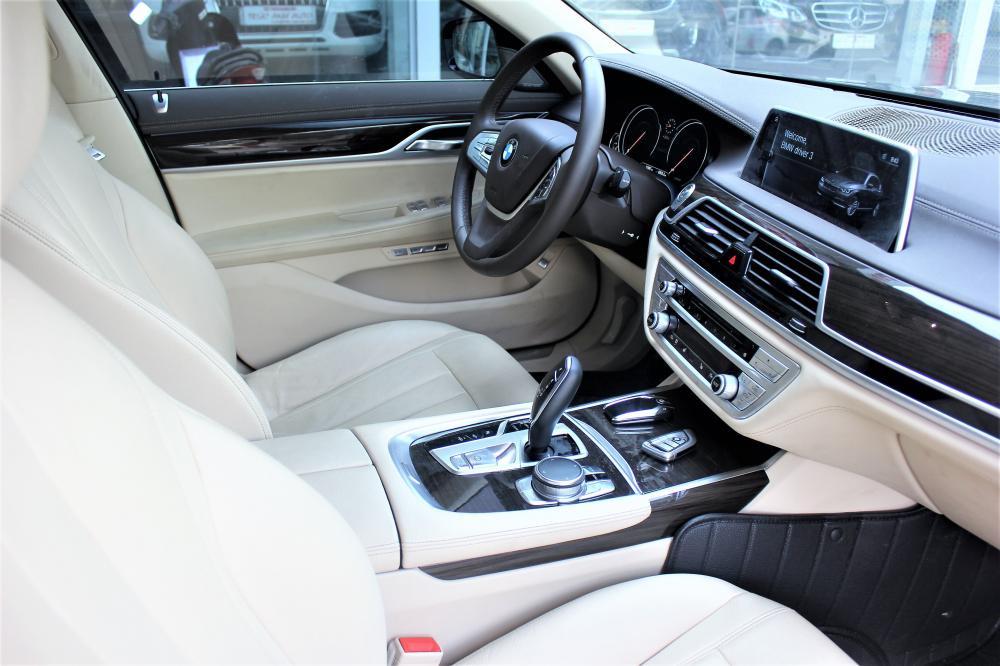 BMW 7 Series 730Li 2016 - Bán BMW 7 Series 730Li năm 2016, màu xanh ngọc, nhập khẩu nguyên chiếc