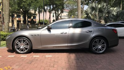 Maserati Ghibli 2017 - Bán xe Maserati siêu lướt 2.000 km giá cực tốt, bán Maserati chính hãng lướt giá tốt