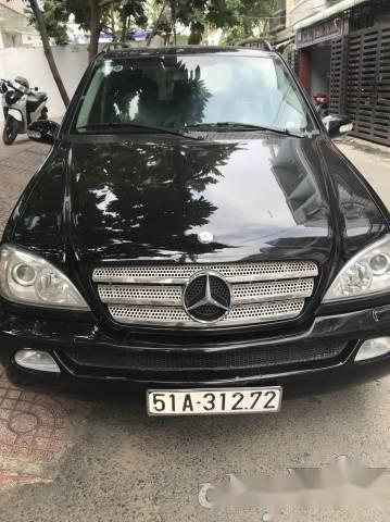 Mercedes-Benz ML Class ML 320 2003 - Cần bán xe Mercedes ML 320 đời 2003, màu đen, giá chỉ 315 triệu