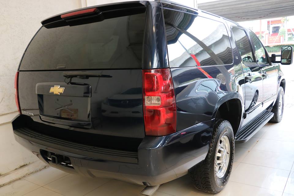 Chevrolet Suburban 6.2AT 2008 - Cần bán xe Chevrolet Suburban 6.2AT đời 2009, màu xanh lục, nhập khẩu