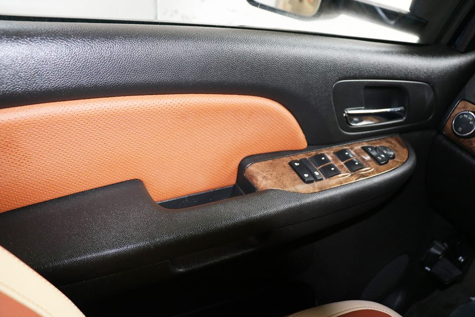 Chevrolet Suburban 6.2AT 2008 - Cần bán xe Chevrolet Suburban 6.2AT đời 2009, màu xanh lục, nhập khẩu