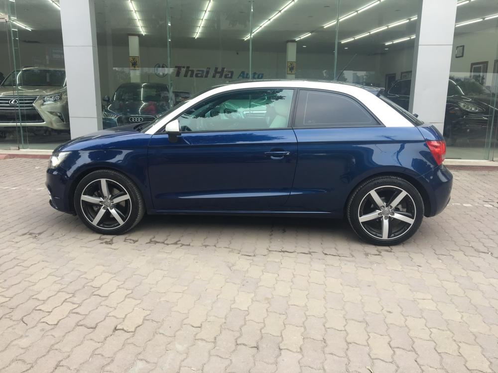 Audi A1 2010 - Cần bán xe Audi A1 màu xanh, xe nhập khẩu, giá tốt