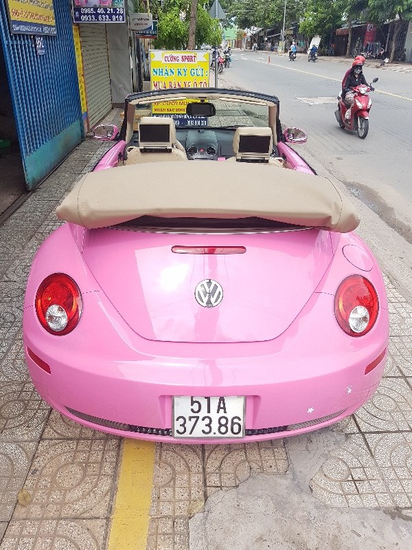 Volkswagen New Beetle 2008 - Bán xe Volkswagen New Beetle đời 2008, màu hồng, nhập khẩu nguyên chiếc, giá cạnh tranh