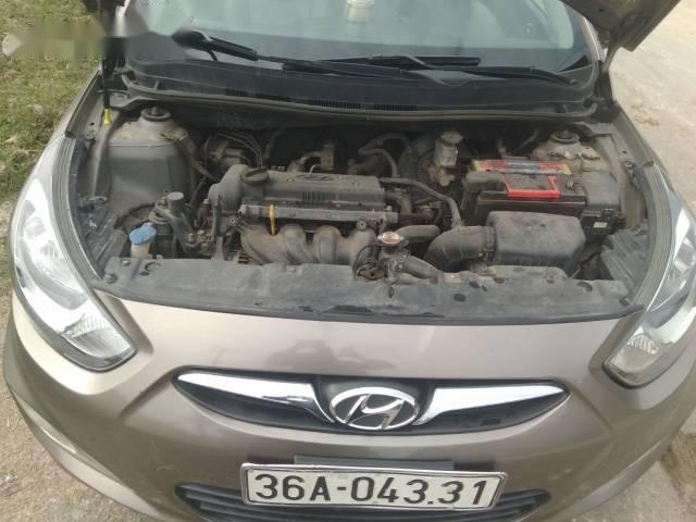 Hyundai Accent   2012 - Chính chủ bán Hyundai Accent đời 2012, màu nâu