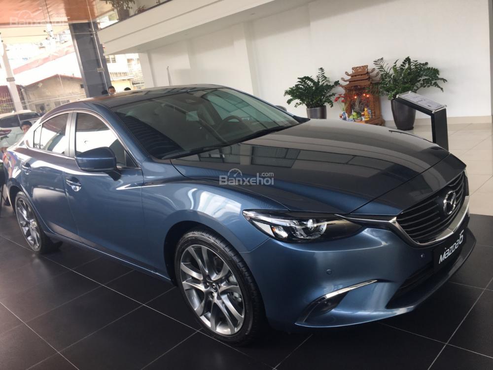 Mazda 6 2.0L Facelift 2018 - Bán Mazda 6 2018 2.0L Facelift, chỉ từ 819 triệu, đủ màu, giao xe ngay, ưu đãi khủng, hỗ trợ trả góp 95%