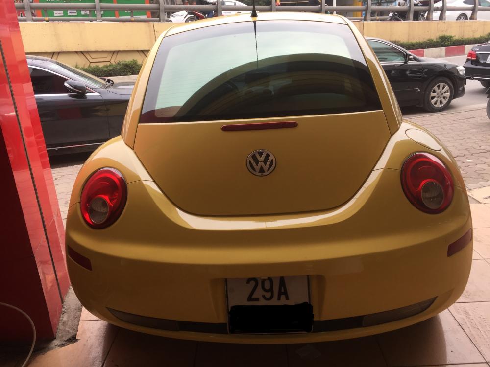 Volkswagen Beetle 2007 - Bán Volkswagen Beetle đời 2007, màu vàng, nhập khẩu