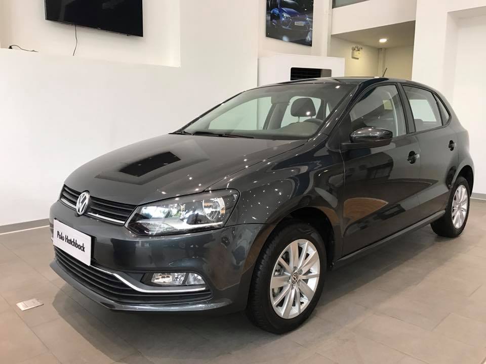 Volkswagen Polo 1.6L 2017 - Bán Volkswagen Polo Hatchback đời 2017, màu đen, nhập khẩu chính hãng LH: 0933.365.188