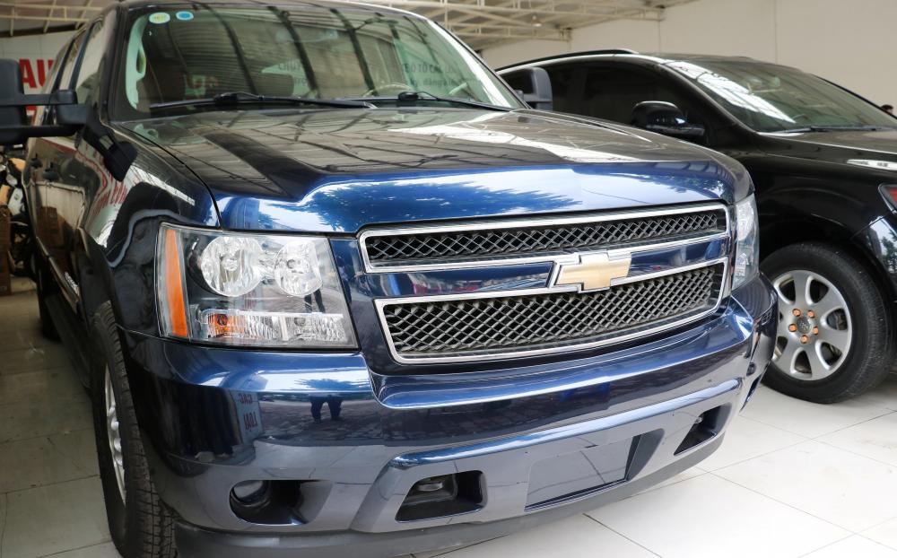 Chevrolet Suburban V8 2009 - Cần bán xe Chevrolet Suburban V8 đời 2009, màu xanh lam, hàng độc VN, xe đi cực ít