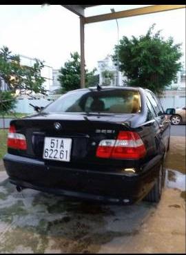 BMW 3 Series 325i 2005 - Cần bán xe BMW 3 Series 325i đời 2005, màu đen xe gia đình