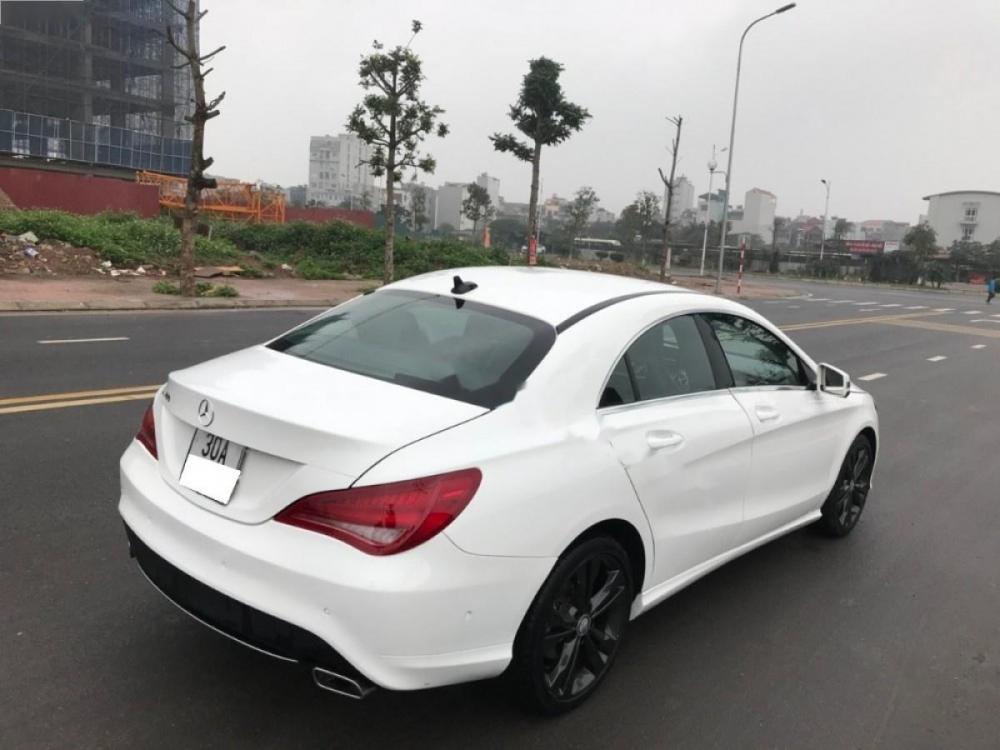 Mercedes-Benz CLA class 200 2014 - Cần bán lại xe Mercedes CLA 200 năm 2014, màu trắng, xe nhập