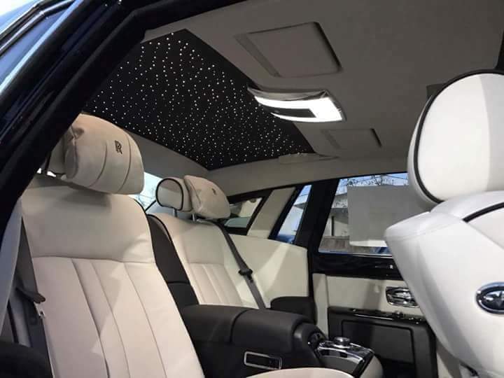 Rolls-Royce Phantom 2017 - Cần bán Rolls-Royce Phantom 2017, màu đen nhập khẩu nguyên chiếc