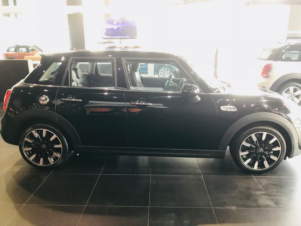 Mini Cooper S 5DR 2016 - Cần bán xe Mini Cooper S 5DR 2016, nhập khẩu nguyên chiếc từ Anh