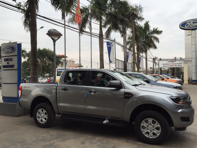 Ford Ranger XLS MT 2018 - Ford Nam Định, bán xe Ford Ranger nhập khẩu: Số sàn, số tự động, 1 cầu, 2 cầu, trả góp 80%. LH: 0988587365