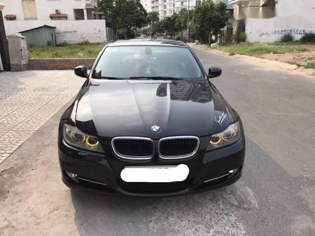 BMW 3 Series  320i 2011 - Bán BMW 3 Series 320i năm 2011, màu đen, xe nhập chính chủ