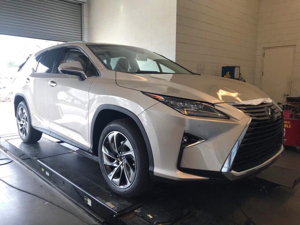 Lexus RX 350L 2018 - Cần bán xe Lexus RX 350L 2019, màu vàng cát, nội thất kem xe nhập Mỹ LH: 0982.84.2838