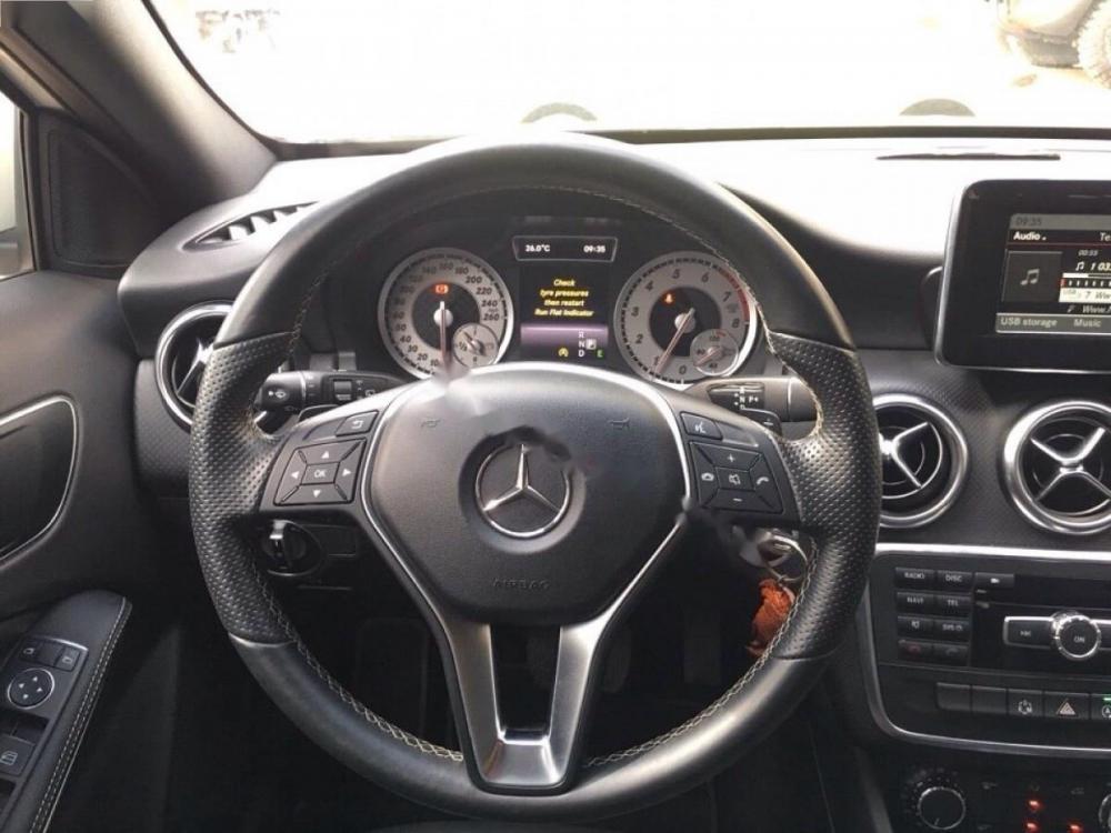 Mercedes-Benz A class A200 2015 - Xe Mercedes A200 đời 2015, màu trắng, nhập khẩu nguyên chiếc, 970tr