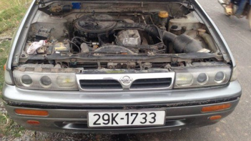 Nissan Skyline   2.4 MT  1992 - Bán ô tô Nissan Skyline 2.4 MT sản xuất năm 1992, màu xám