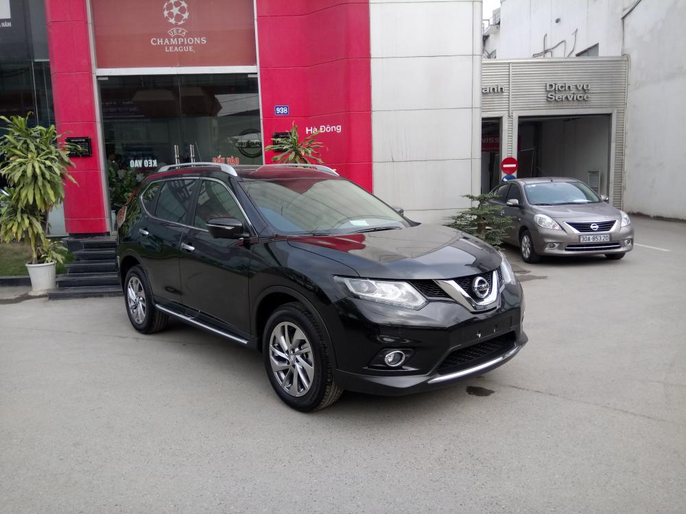 Nissan X trail SV 2.5L 2016 - Bán xe Nissan X Trail 2.5CVT, nhập khẩu linh kiện, khuyến mại hấp dẫn nhất