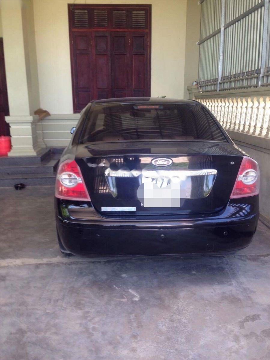 Ford Focus 1.8 MT 2007 - Bán ô tô Ford Focus 1.8 MT sản xuất năm 2007, màu đen chính chủ, giá chỉ 258 triệu