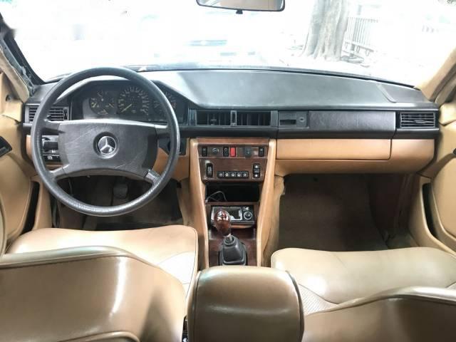 Mercedes-Benz E class E300 1986 - Cần bán gấp Mercedes E300 sản xuất 1986 chính chủ