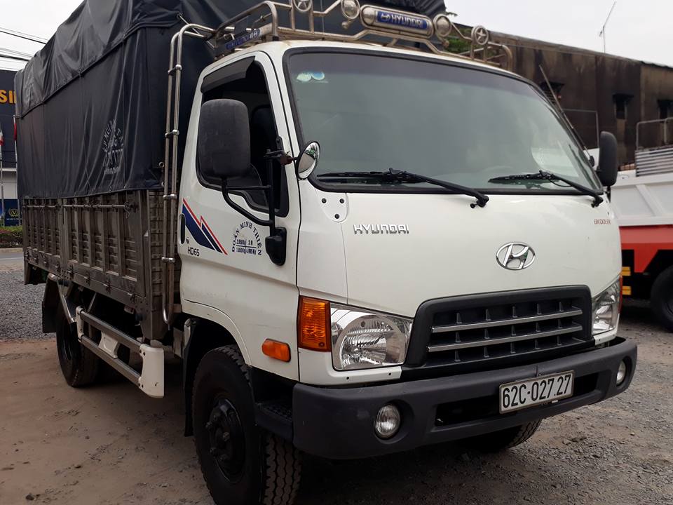 Hyundai Mighty 2014 - Cần bán xe Hyundai Mighty đời 2014, màu trắng