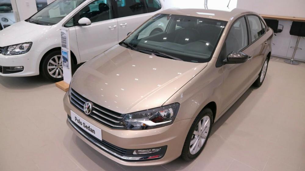 Volkswagen Polo E 2018 - Cần bán Volkswagen Polo E sản xuất 2018, màu trắng, nhập khẩu nguyên chiếc