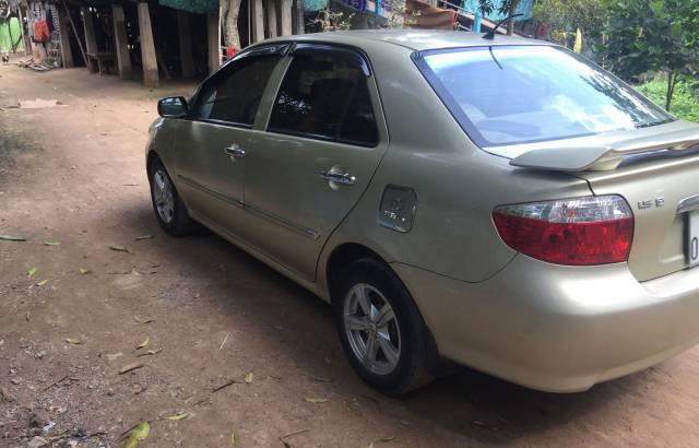 Toyota Vios 2004 - Bán xe Toyota Vios đời 2004, giá tốt