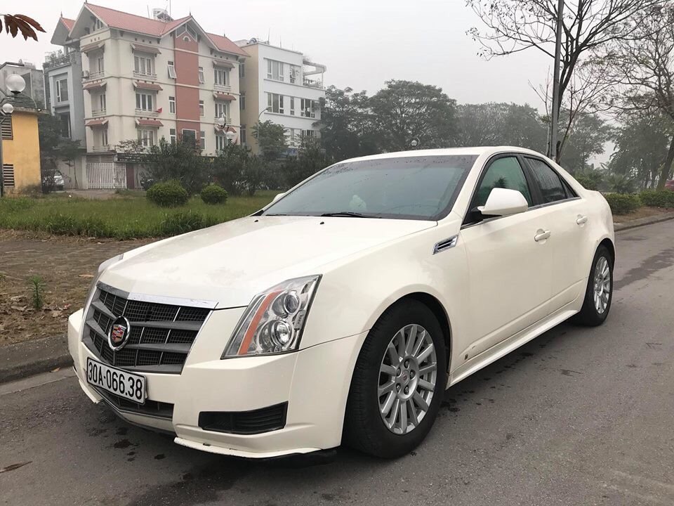 Cadillac CTS 2010 - Bán Cadillac CTS năm 2010, màu trắng, nhập khẩu