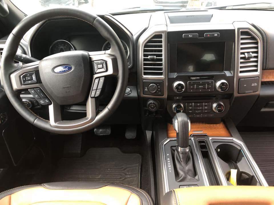 Ford F 150 3.5 V6 Limited 2020 - Cần bán xe Ford F150 3.5 V6 Limited đời 2019, màu đen, nhập khẩu mới 100%, giao ngay