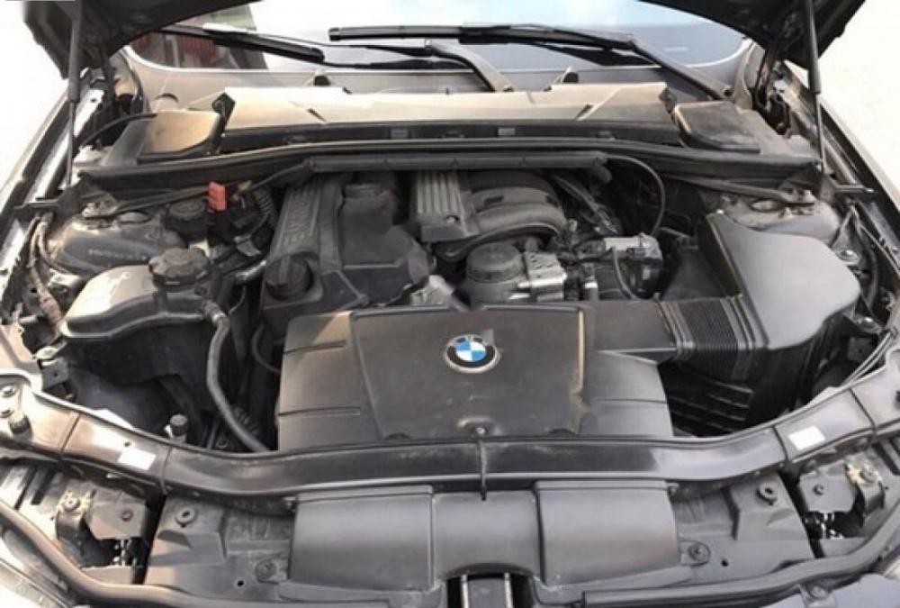 BMW 3 Series 320i 2011 - Chính chủ cần bán xe BMW 3 Series 320i sản xuất 2011, màu đen, nhập khẩu nguyên chiếc