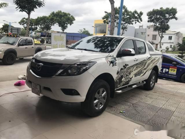 Mazda BT 50   2017 - Bán Mazda BT 50 đời 2017, màu trắng số sàn, 599 triệu