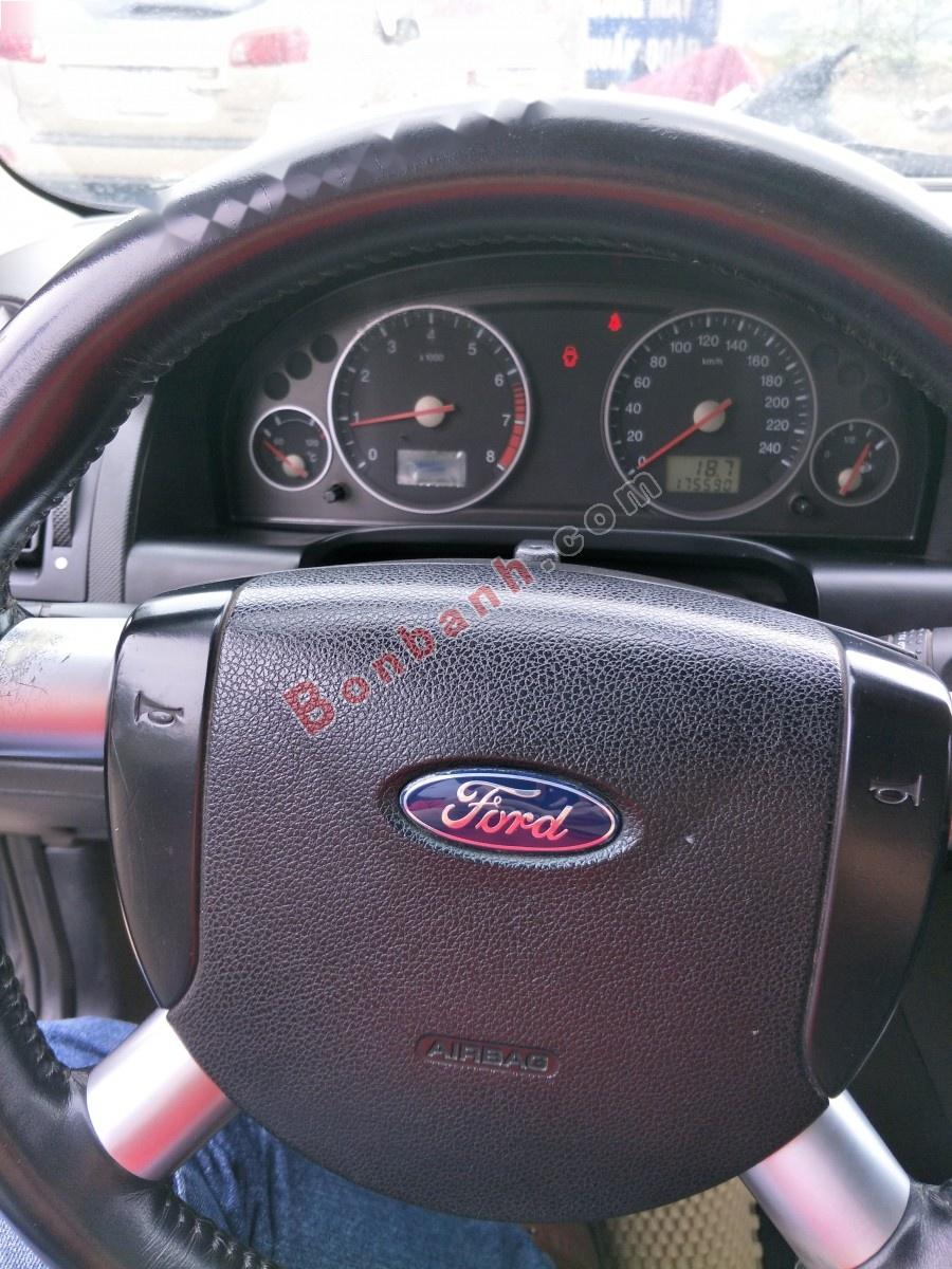 Ford Mondeo 2004 - Cần bán gấp Ford Mondeo 2004, màu đen, giá 175tr