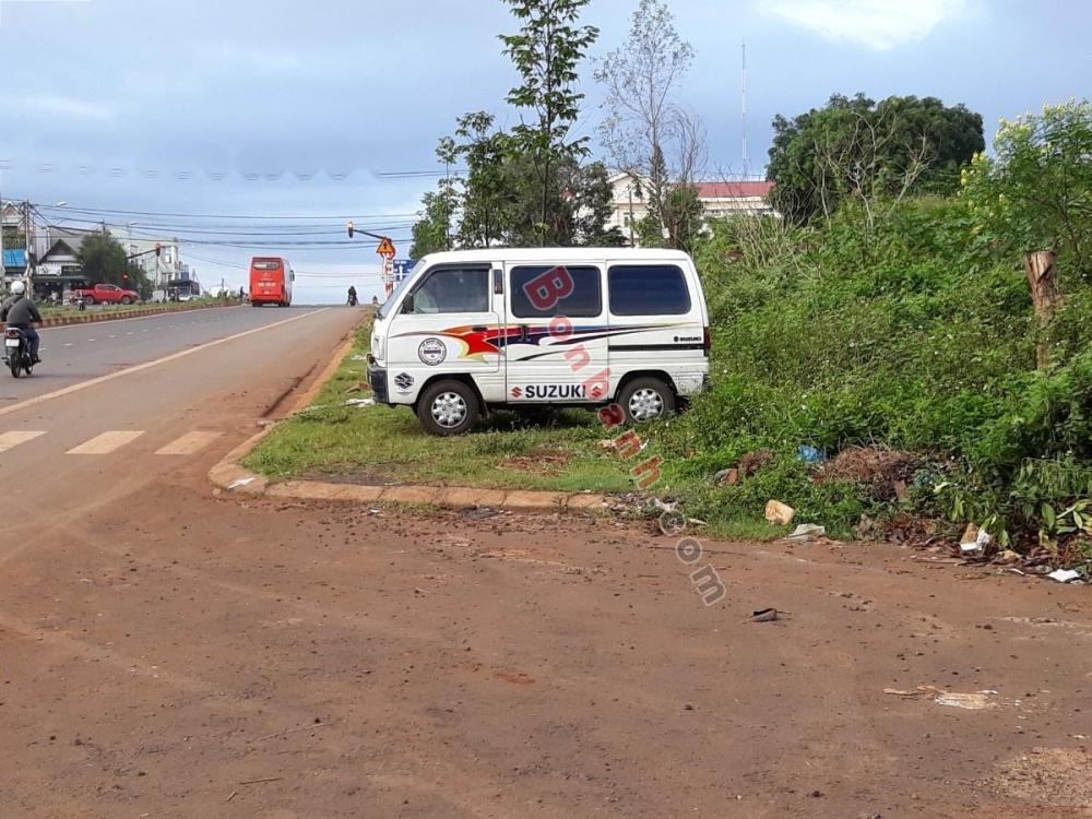 Suzuki Carry 1997 - Bán Suzuki Carry đời 1997, màu trắng xe gia đình, giá chỉ 95 triệu