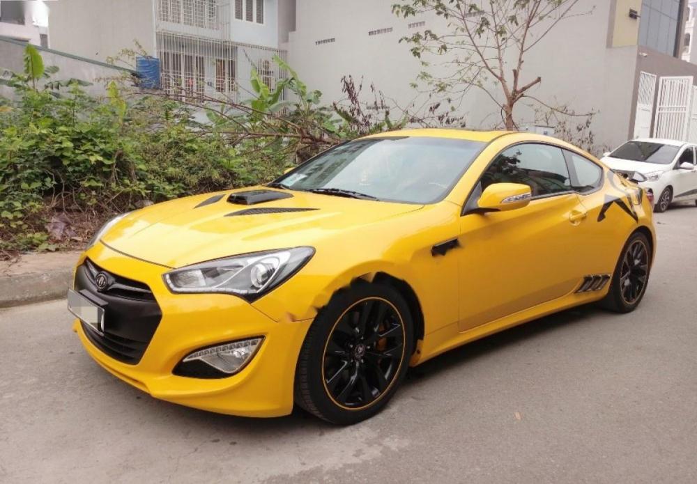 Hyundai Genesis Tubor 2.0 2013 - Chính chủ bán xe Hyundai Genesis tubor 2.0 sản xuất 2013, màu vàng, xe nhập