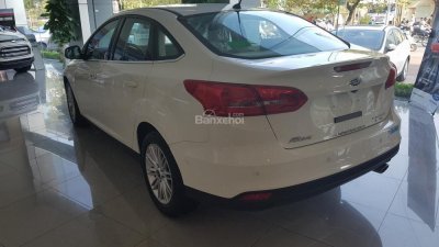 Ford Focus Titanium 1.5L Ecoboost AT 2017 - Bán Ford Focus Titanium 1.5 AT Ecoboost Sedan, sản xuất 2017 giá cạnh tranh nhất hiện nay