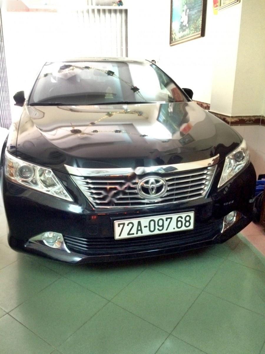 Toyota Camry 2.5Q 2013 - Cần bán xe Toyota Camry 2.5Q sản xuất năm 2013, màu đen chính chủ giá cạnh tranh