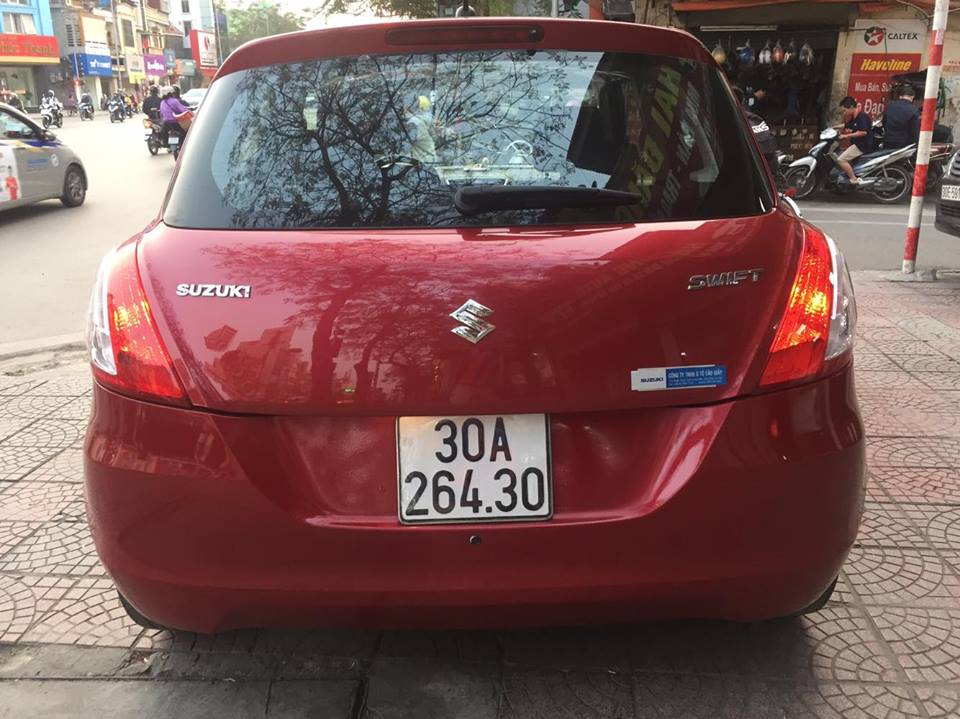 Suzuki Swift 1.4AT  2014 - Cần bán lại xe Suzuki Swift 1.4AT đời 2014, màu đỏ, số tự động, 426 triệu