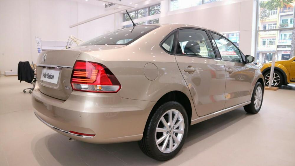 Volkswagen Polo E 2018 - Bán xe Volkswagen Sedan 2018 màu Xanh – Hotline: 0909 717 983