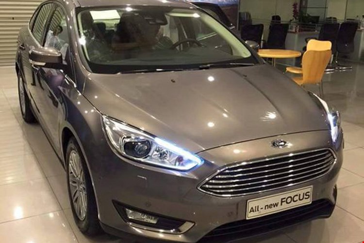Ford Focus 1.5L AT EcoBoost 2018 - Bán xe Ford Focus 1.5L AT EcoBoost đời 2018 (xe cao cấp). Giá xe chưa giảm, liên hệ để nhận giá xe rẻ nhất: 093.114.2545
