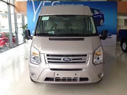 Ford Transit mid 2018 - Cần bán xe Ford Transit Mid năm 2018, màu bạc, hỗ trợ trả góp lãi suất tốt, giao xe toàn quốc