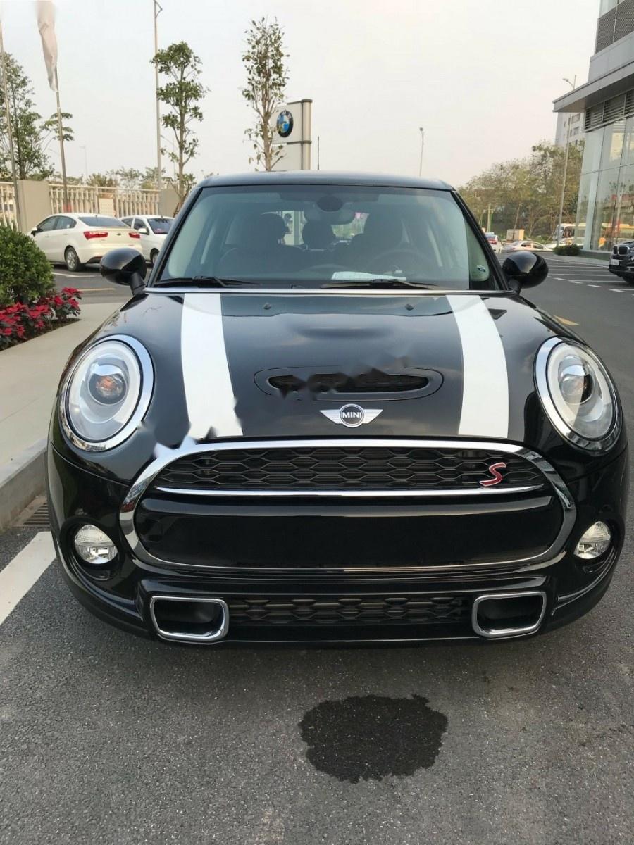 Mini Cooper S 2017 - Bán xe Mini Cooper S năm sản xuất 2017, màu đen, xe nhập