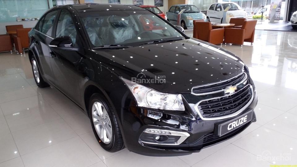 Chevrolet Cruze LTZ 1.8 2017 - Cần bán xe Chevrolet Cruze LTZ New đời 2018, giá rẻ nhất cạnh tranh nhất