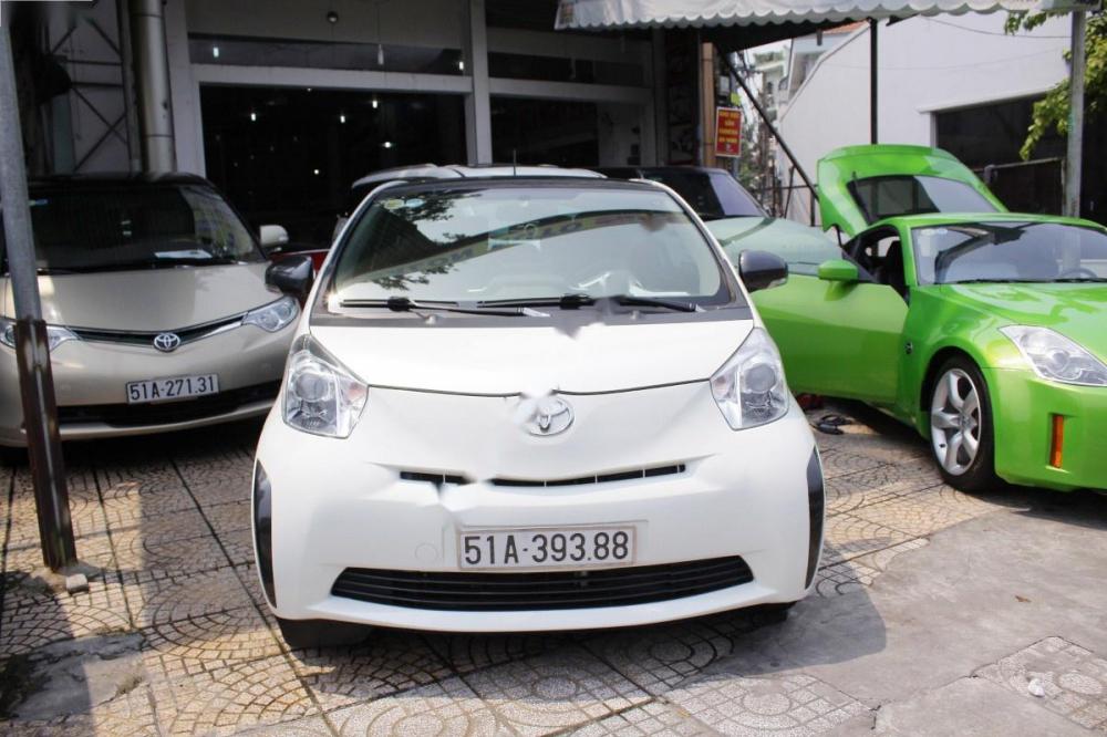 Toyota IQ 1.0 AT 2008 - Bán Toyota IQ 1.0 AT đời 2008, màu trắng, nhập khẩu  