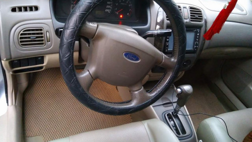 Ford Laser   1.8 AT  2004 - Cần bán lại xe Ford Laser 1.8 AT năm sản xuất 2004