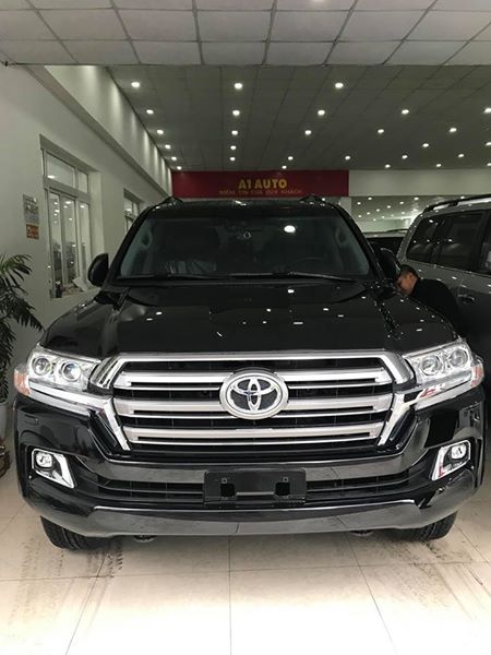 Toyota Land Cruiser VX 2018 - Toyota Land Cruiser VX 2018 - Mới 100% -Giao ngay - Giá tốt nhất - Full option