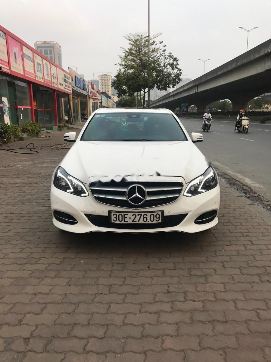 Mercedes-Benz E class E250 2014 - Cần bán xe Mercedes E250 năm sản xuất 2014, màu trắng