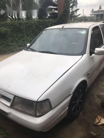 Fiat Tempra 1996 - Cần bán lại xe Fiat Tempra đời 1996, màu trắng còn mới, giá tốt