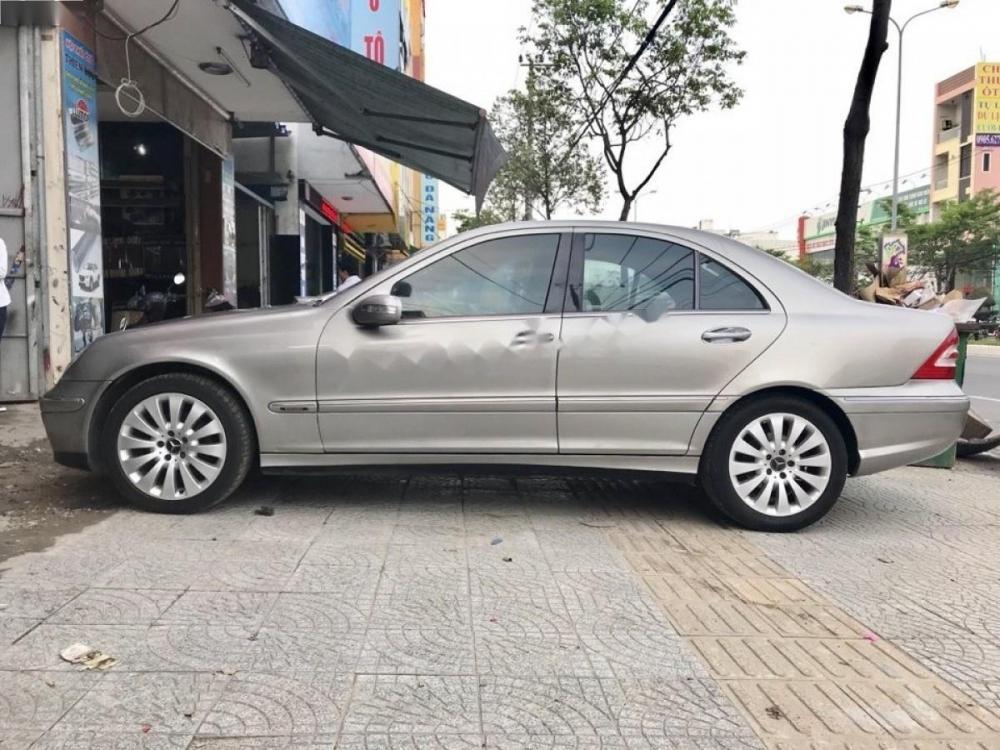 Mercedes-Benz C class C200 2004 - Cần bán gấp Mercedes C200 năm 2004