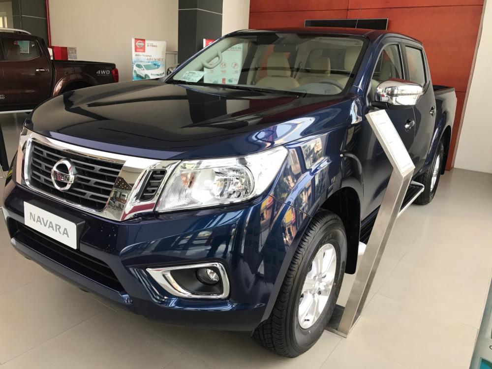 Nissan Navara EL 2017 - Cần bán xe Nissan Navara EL 2017, màu xanh lam, xe nhập, giá chỉ 649 triệu