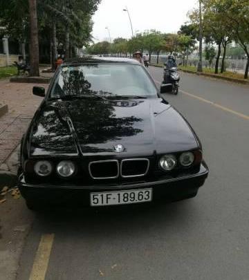 BMW 5 Series 525i  1994 - Cần bán xe BMW 5 Series 525i đời 1994, màu đen, giá tốt